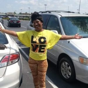 Meet your Posher, Janis